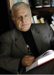 Dr. Ümit KARDAŞ